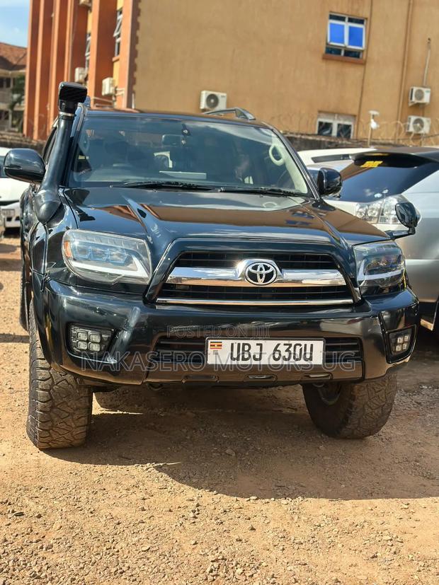 Toyota Hilux Surf 2.7 SSR 2008 Black