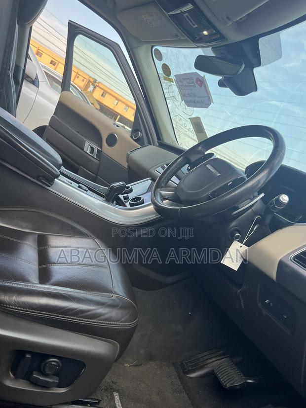 Land Rover Range Rover Sport HSE 2018 Black