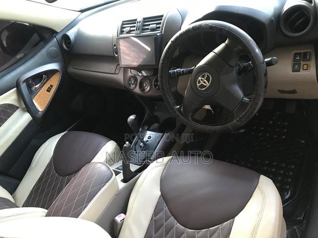 Toyota Vanguard 2008 Silver