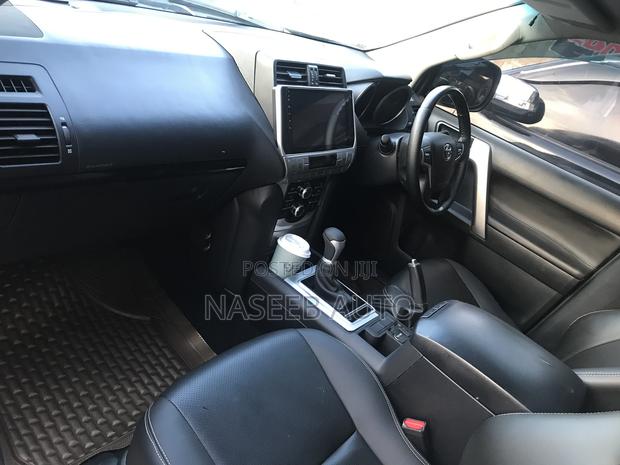 Toyota Land Cruiser Prado 2015 Gray