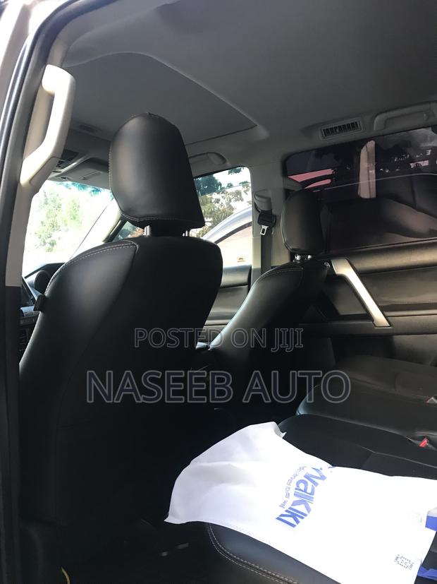 Toyota Land Cruiser Prado 2015 Gray