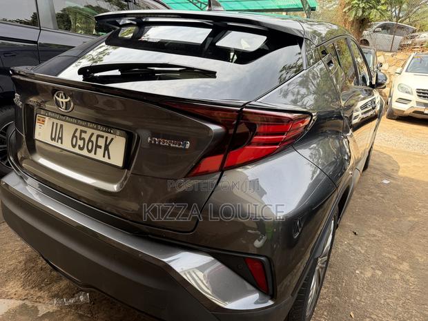Toyota C-HR 2018 Gray