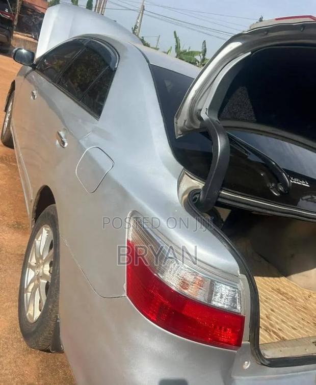 Toyota Premio 2009 Silver