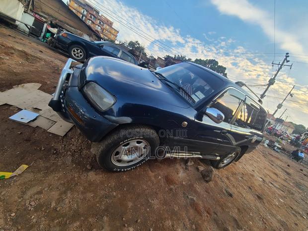 Toyota RAV4 Base 4x4 1999 Blue