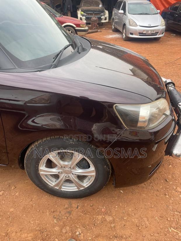 Toyota Rumion 1.5 FWD 2023 Burgundy