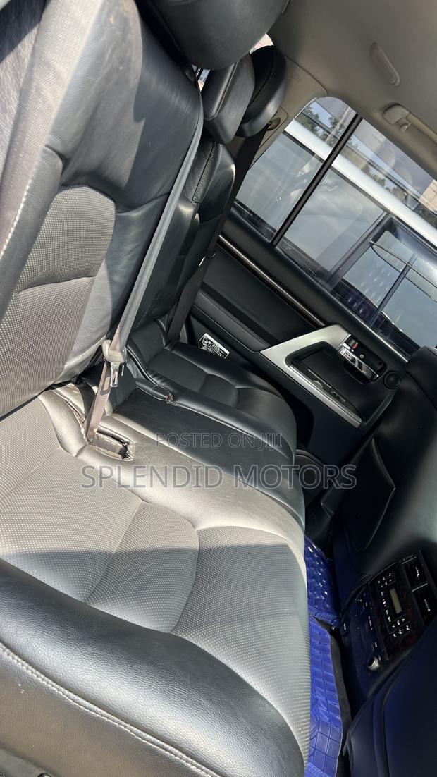 Toyota Land Cruiser 2017 Black