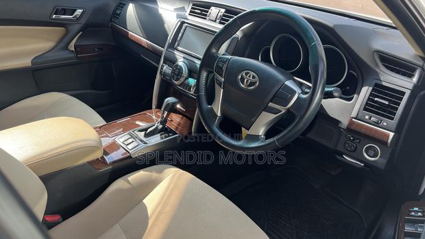 Toyota Mark X 2012 White