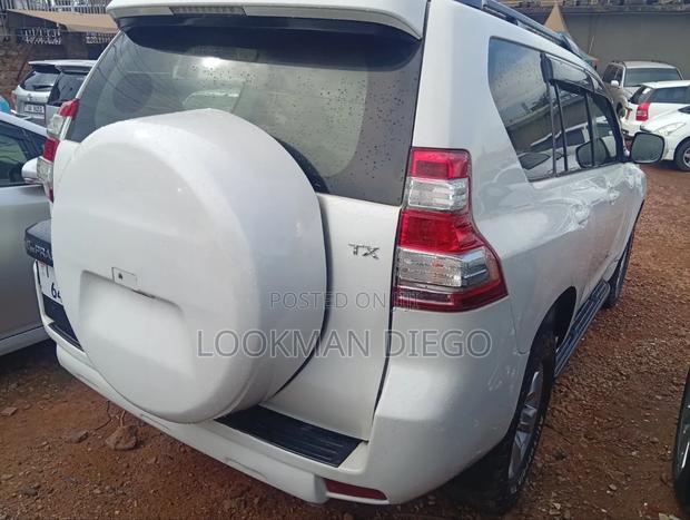 Toyota Land Cruiser Prado 3.0 TD 2011 White