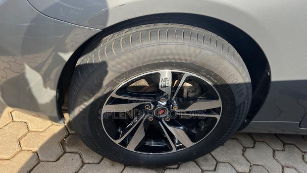 Toyota Mark X 2012 Gray