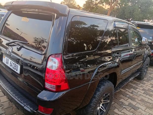 Toyota Hilux Surf 2.7 SSR 2009 Black