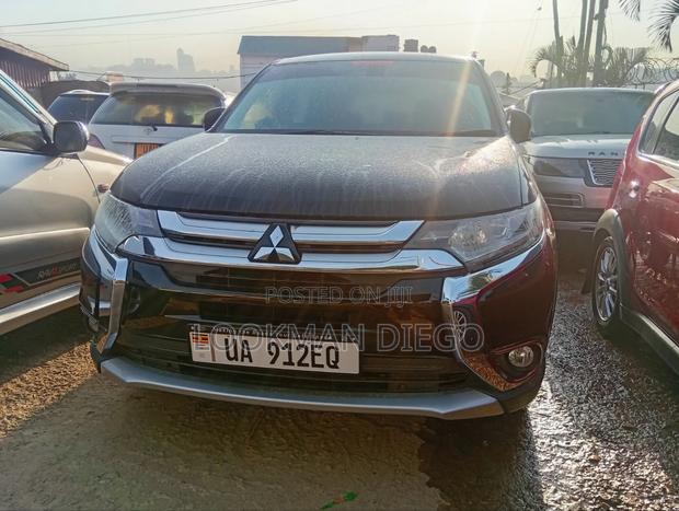Mitsubishi Outlander 2.0 PHEV AWD 2017 Black