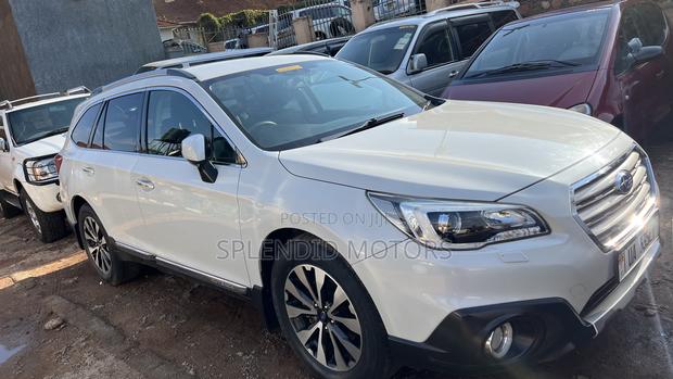 Subaru Outback 2017 White