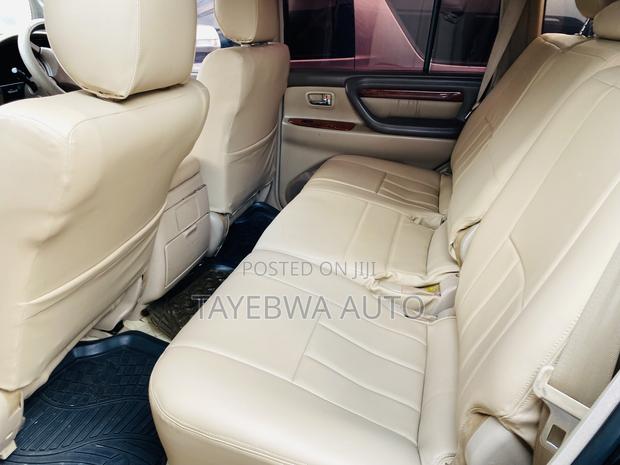 Toyota Land Cruiser Cygnus 4.7 2000