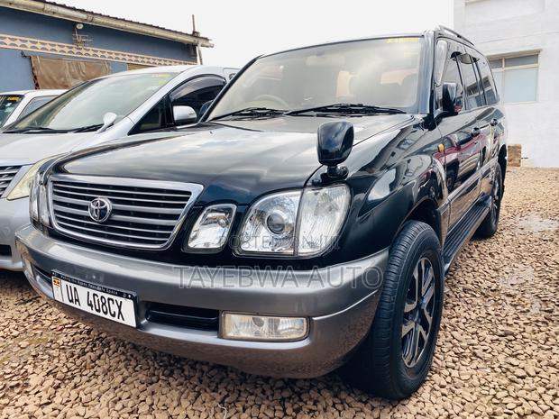 Toyota Land Cruiser Cygnus 4.7 2000