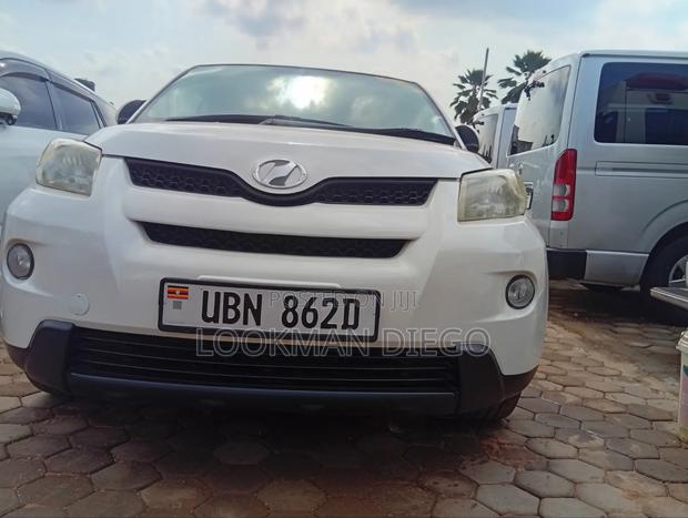 Toyota IST 2010 White