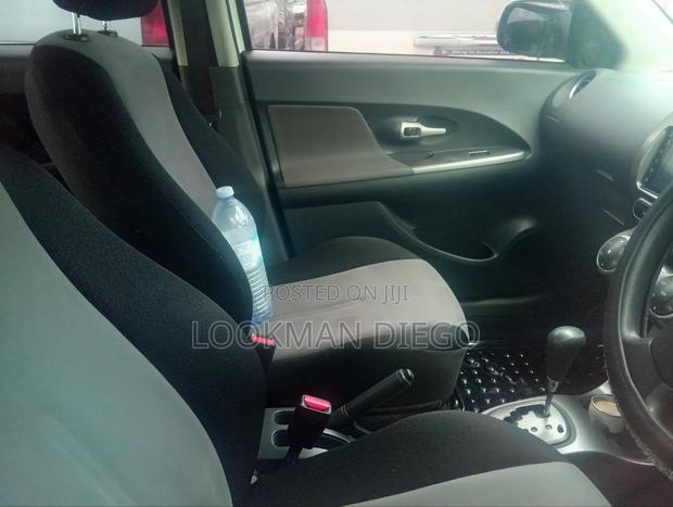 Toyota IST 2010 White