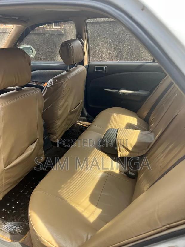 Toyota Premio 2002 Silver
