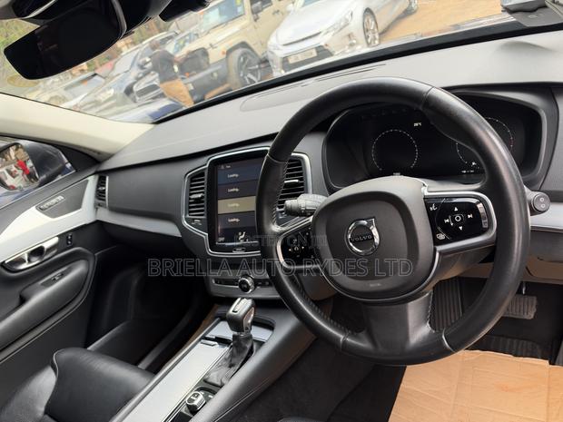 Volvo XC90 2017 Gray
