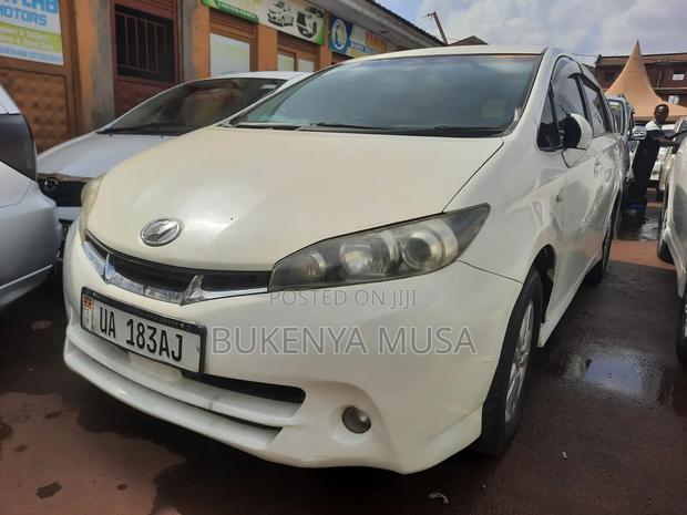 Toyota Wish 2012 White