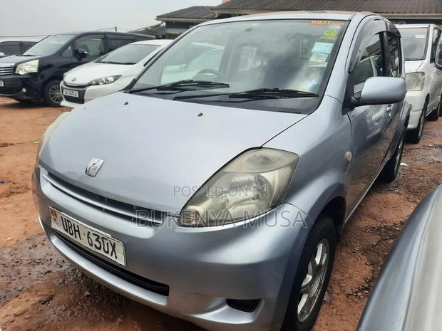 Toyota Passo 2006 Silver