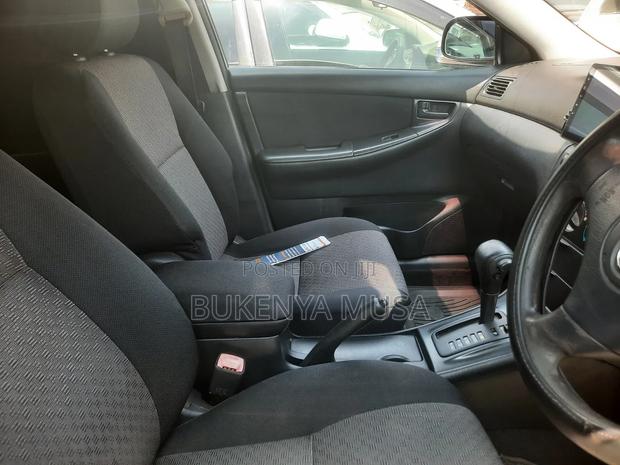Toyota Corolla RunX 2004 Silver
