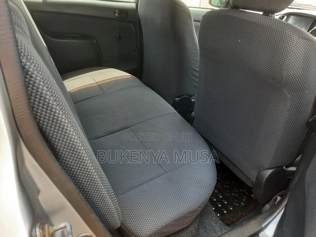 Toyota Probox 2005 Silver