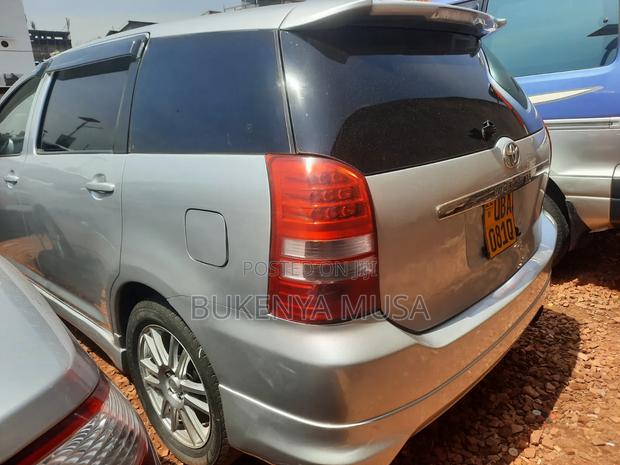 Toyota Wish 2003 Silver