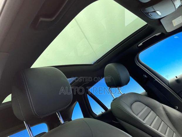 Mercedes-Benz GLC-Class GLC250 Sport Utility 4-Door (2.0L, 4cyl Turbo) White
