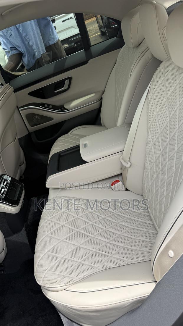Mercedes-Benz S-Class S 500 4MATIC 2022 Black