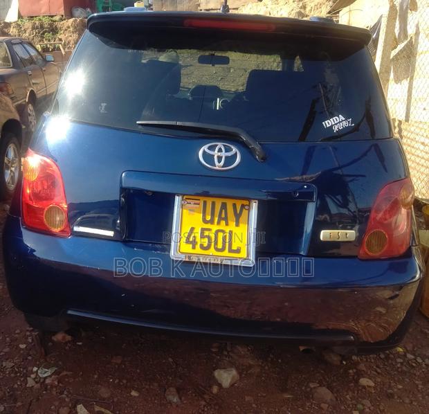 Toyota IST 2006 Blue