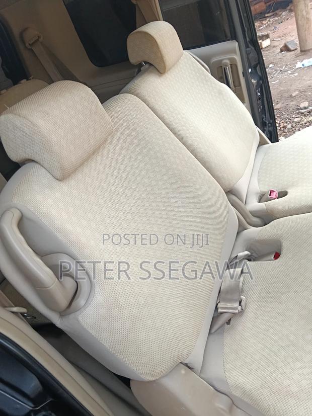 Toyota Sienta 2007 Gray