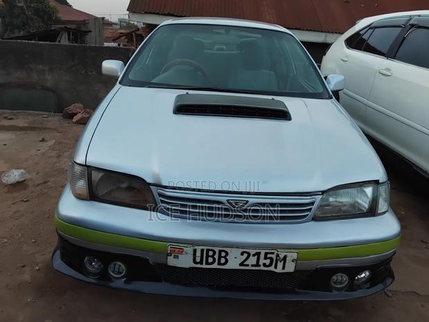 Toyota Corsa 1999