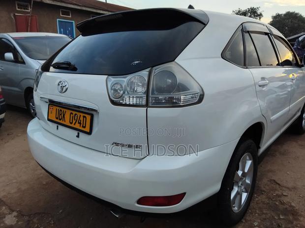 Toyota Harrier 2006 White