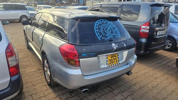 Subaru Outback Automatic 2003 Silver