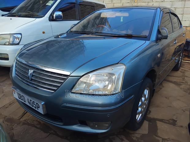 Toyota Premio 2004