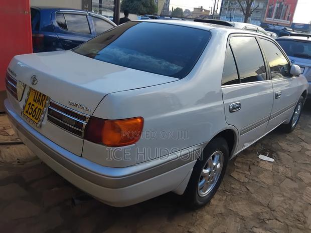 Toyota Premio 2001 White