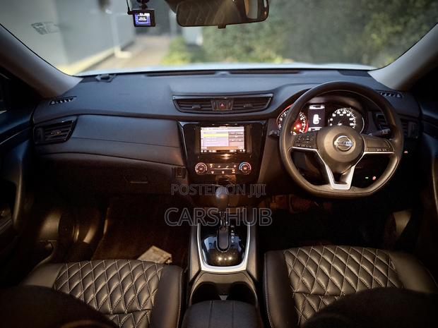 Nissan X-Trail 2.0 Petrol FWD 2018 White