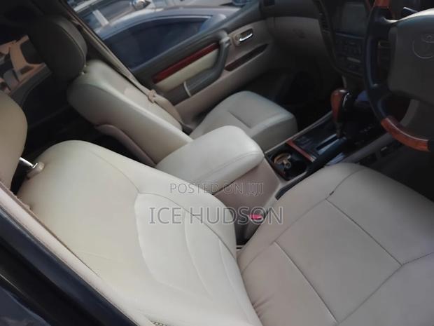 Lexus LX 470 AWD 2005 White