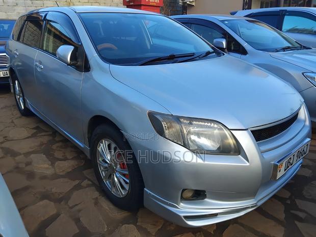 Toyota Corolla Fielder 2012 Silver