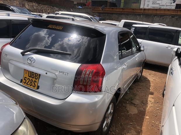 Toyota Corolla RunX 2005 Silver