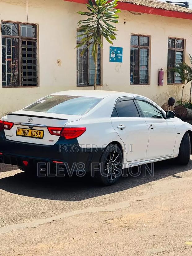 Toyota Mark X 2013 White