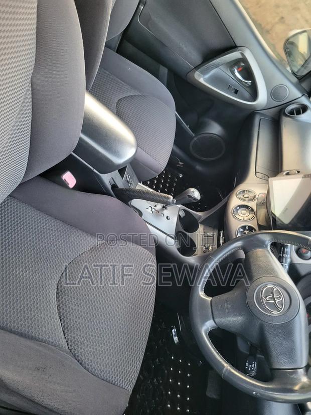 Toyota RAV4 2.0 4x4 2007 Silver