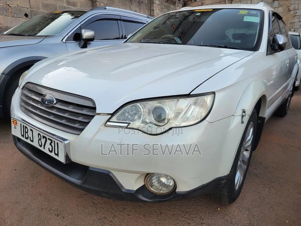 Subaru Outback 2.5 XT Limited Wagon 2007 White