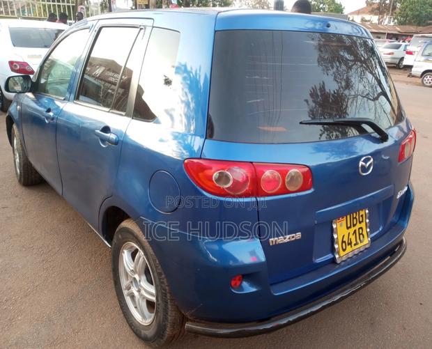 Mazda Demio 2005 Blue