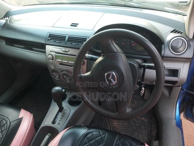 Mazda Demio 2005 Blue