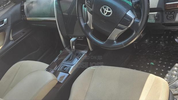 Toyota Mark X 2013 White