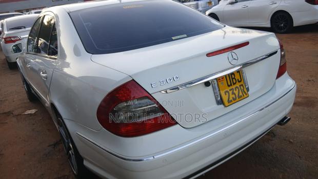 Mercedes-Benz E300 2006 White
