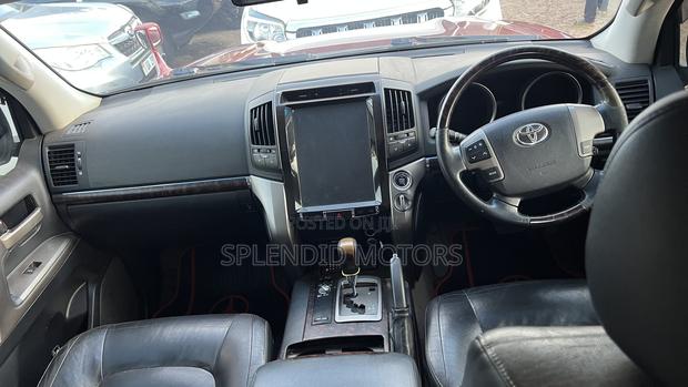 Toyota Land Cruiser 2010 Burgundy