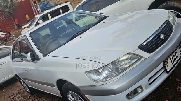 Toyota Premio 2001 White