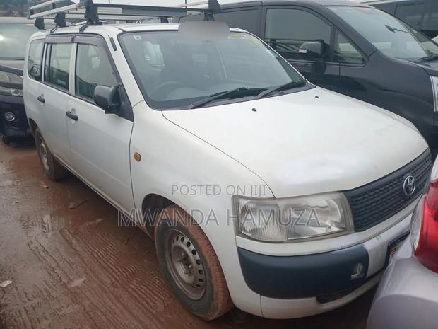 Toyota Probox 2010 White